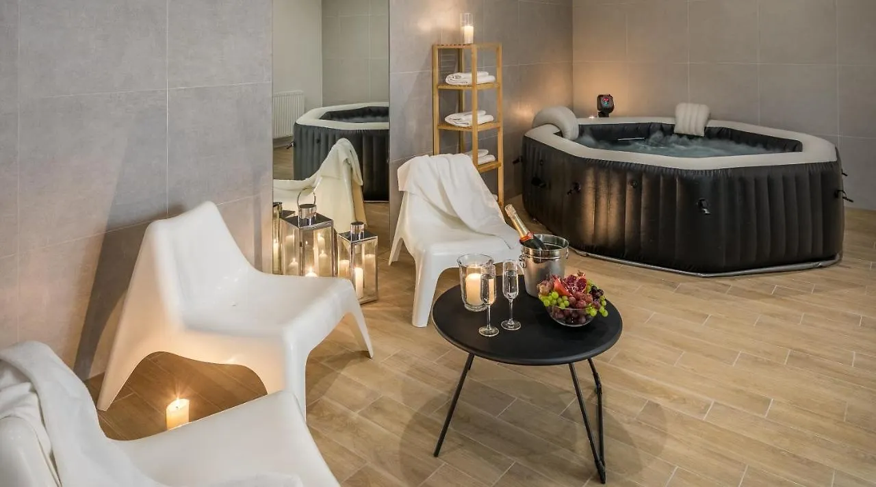 Jacuzzi Party & Event Space Up To 40 Apartment Krakow